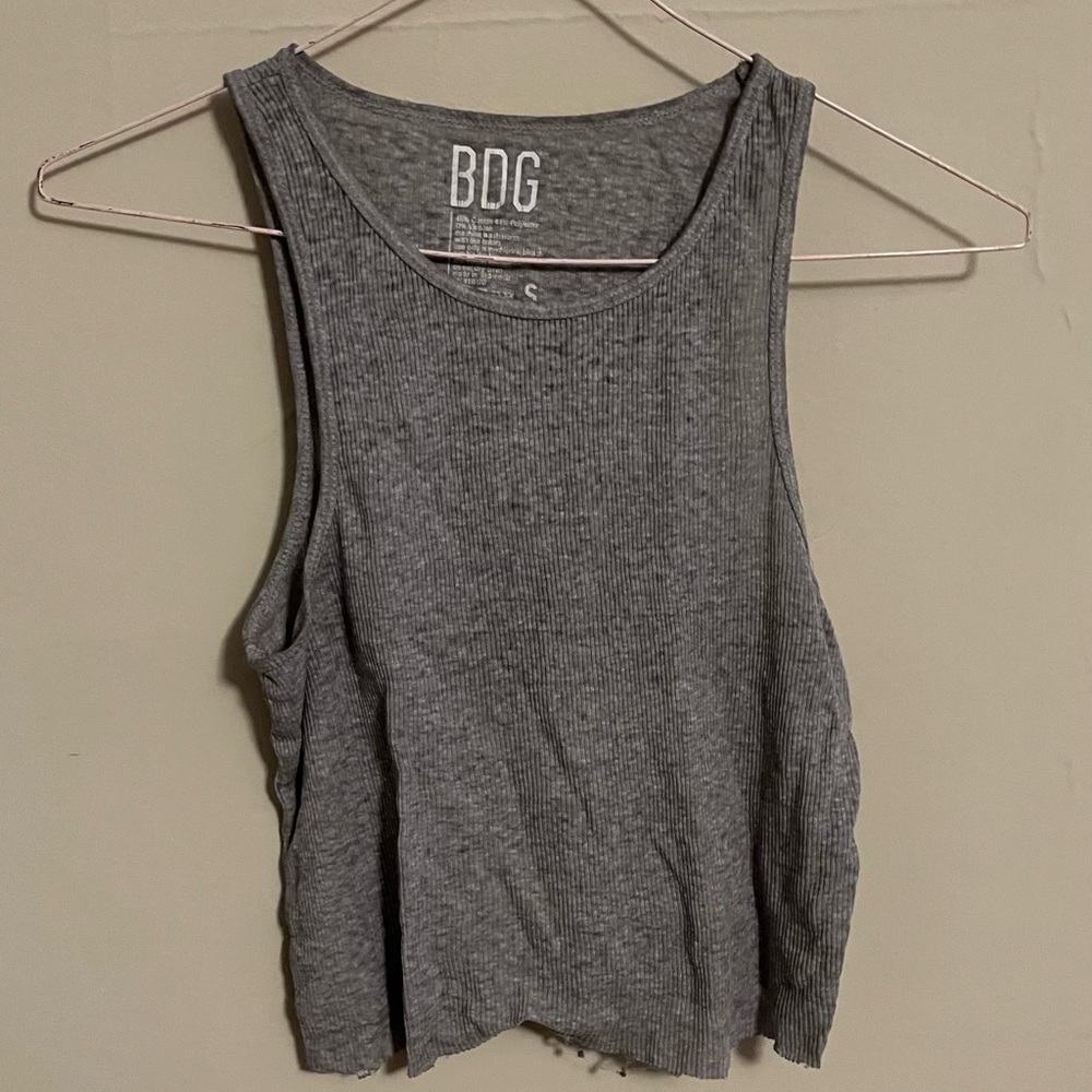 Grey tank